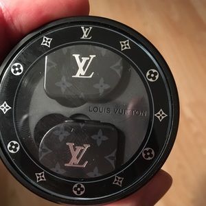 Louis Vuitton Horizon Earbuds